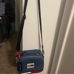 Tommy Jean purse